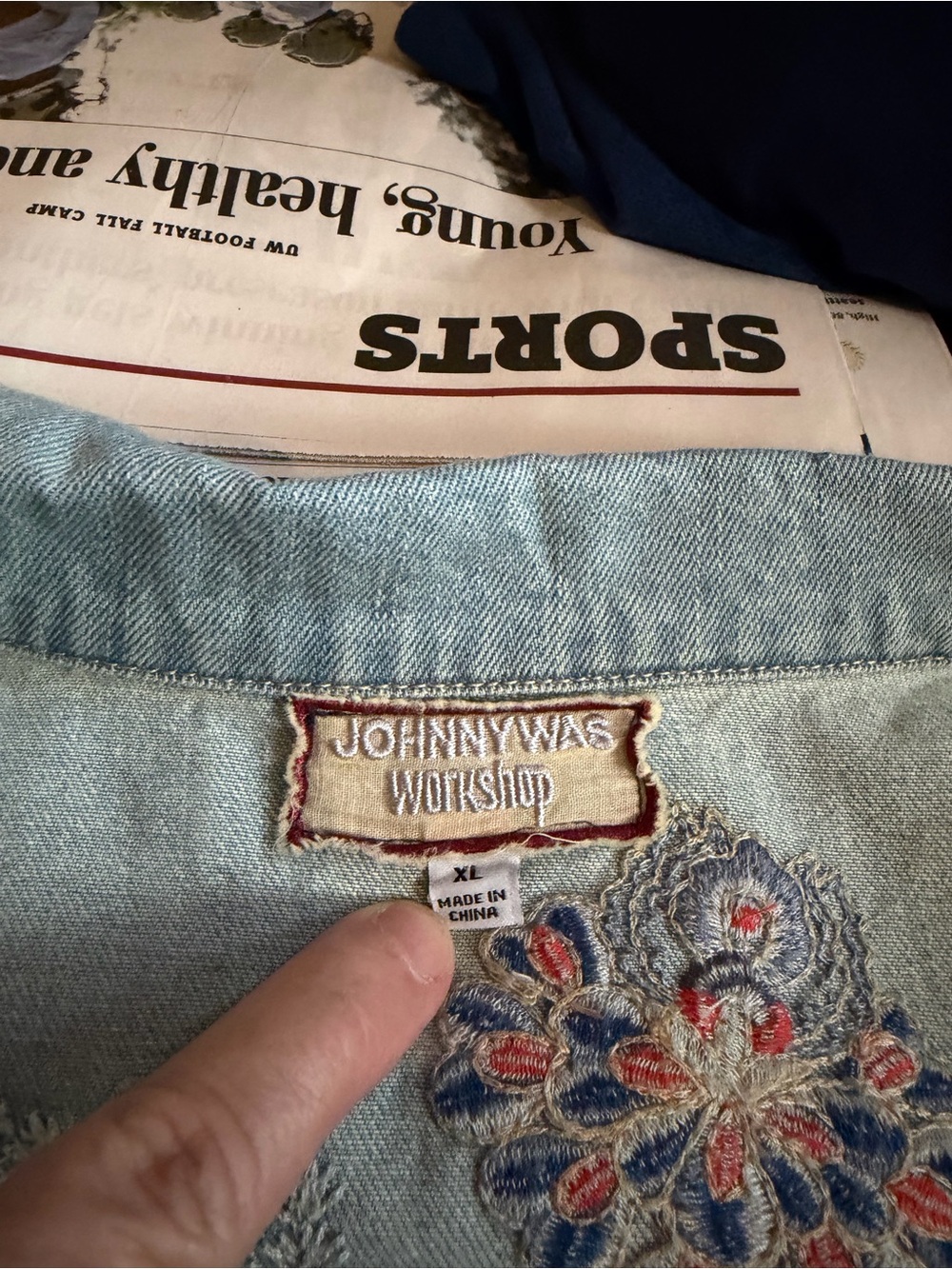 Johnny Was Kayla Light Blue Embroidered Denim Jacket XL - Picture 3 of 8